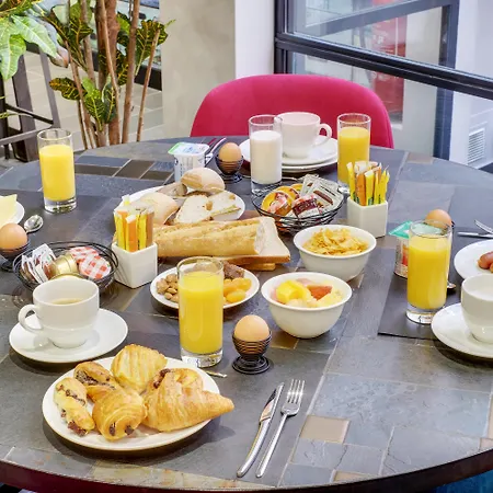 Hotel Lucien & Marinette 3*