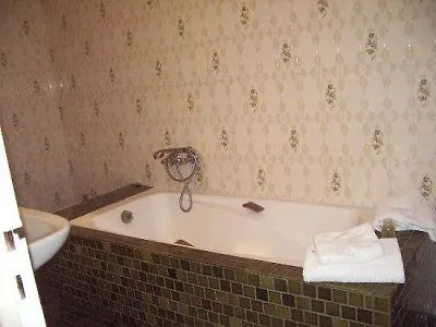 Hotel Lucien & Marinette Parigi