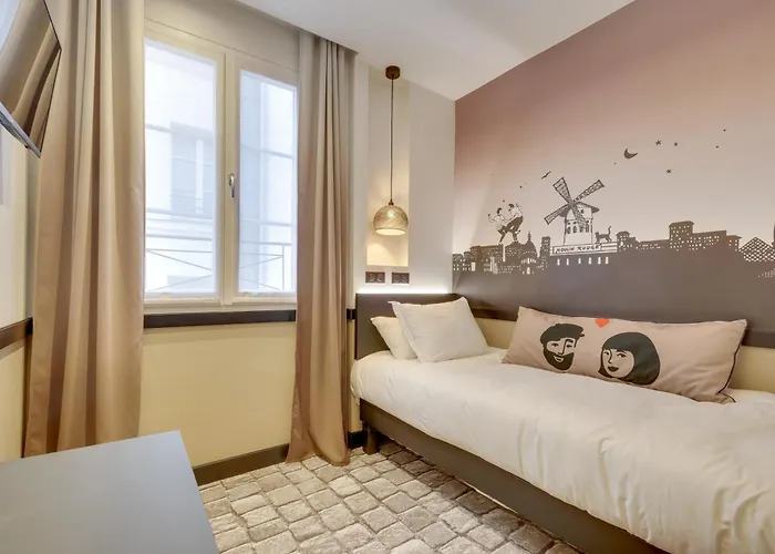 Lucien & Marinette 3*