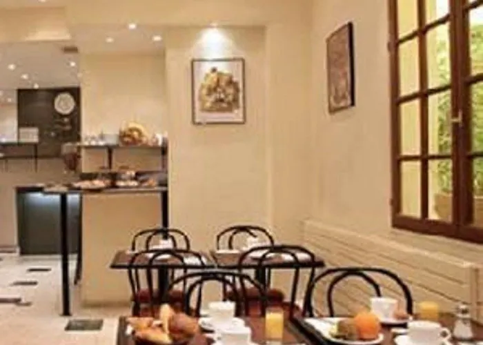 Hotel Lucien & Marinette